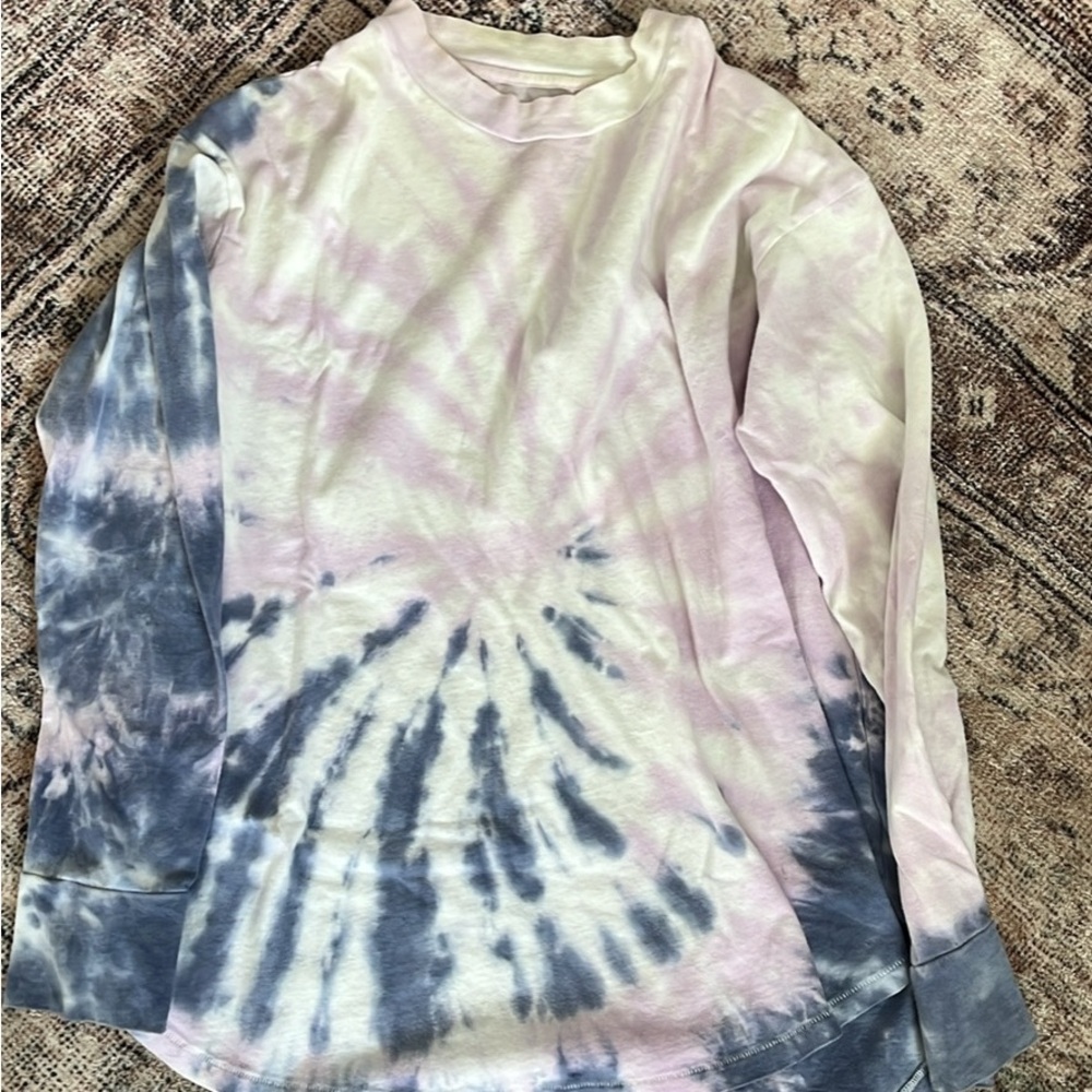 American Eagle Outfitters Pastel Long Sleeve Top